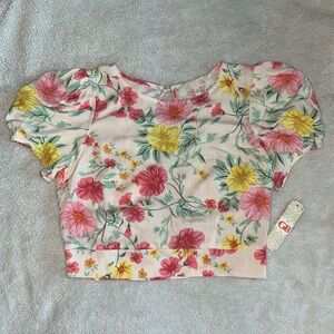 Gianni Bini floral blouse cropped